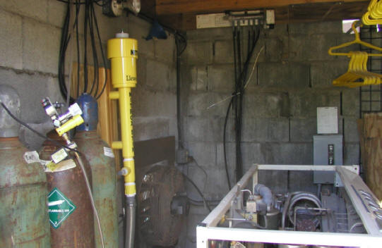 Chris Sawyer Dive Center Compressor Room with Nitrox Stik